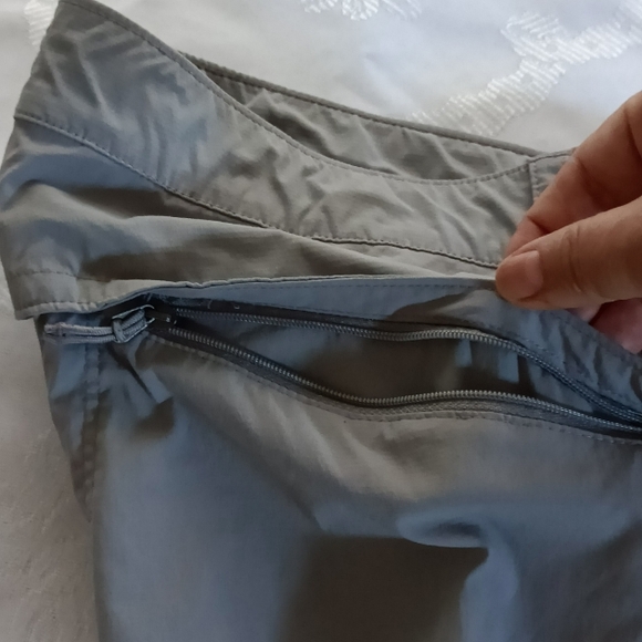 NEW  L L Bean Trail Comfort Lightweight Outdoor Waterproof Cargo Pants XL/L Gray - Picture 12 of 17